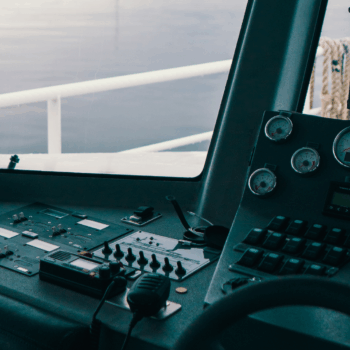 radiocommunications à bord